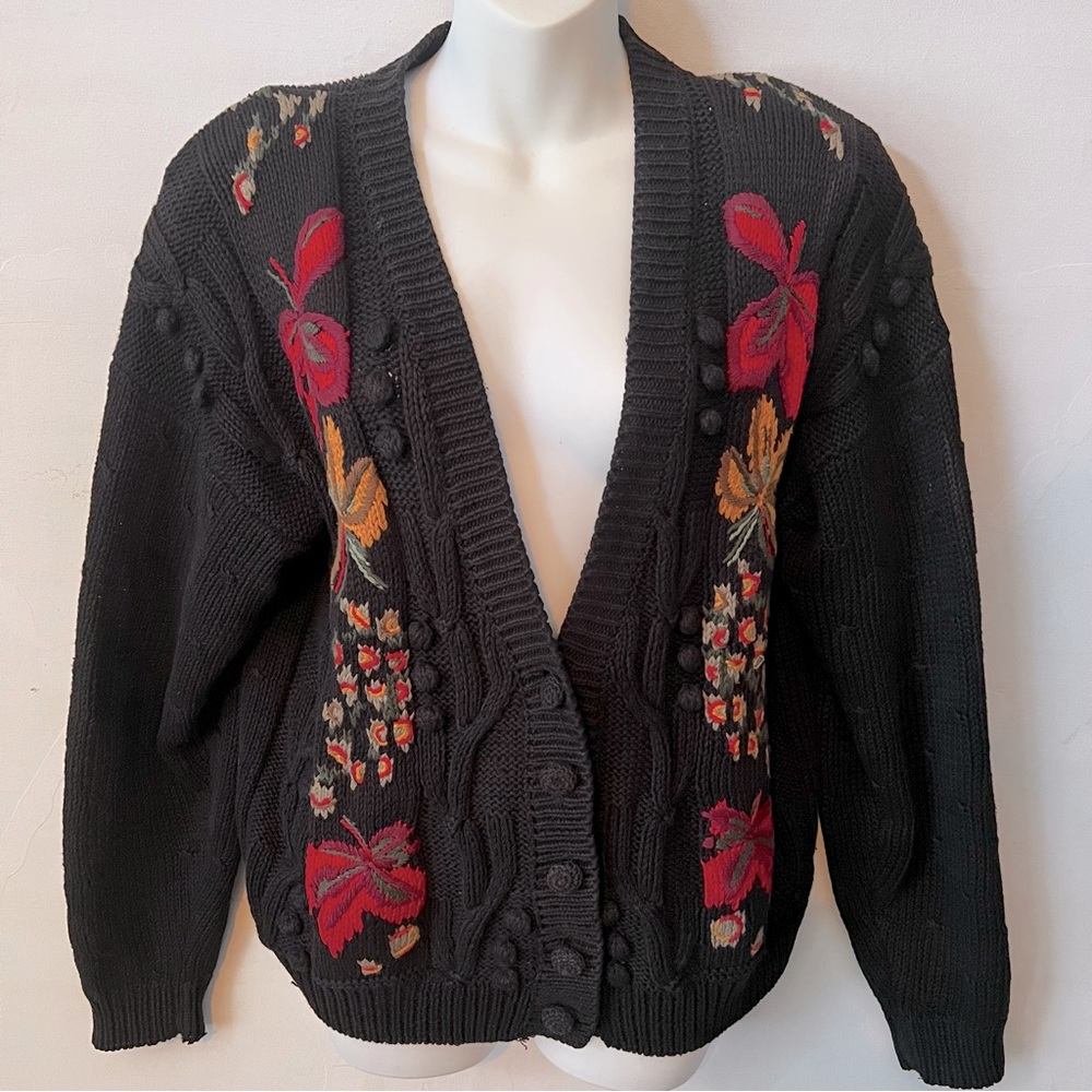Vintage Fall autumn black cardigan knit size Medium